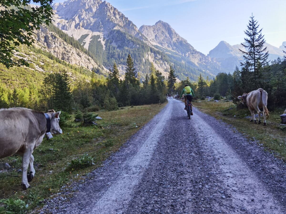 KARWENDELTAL - Ab Scharnitz Zum Karwendelhaus