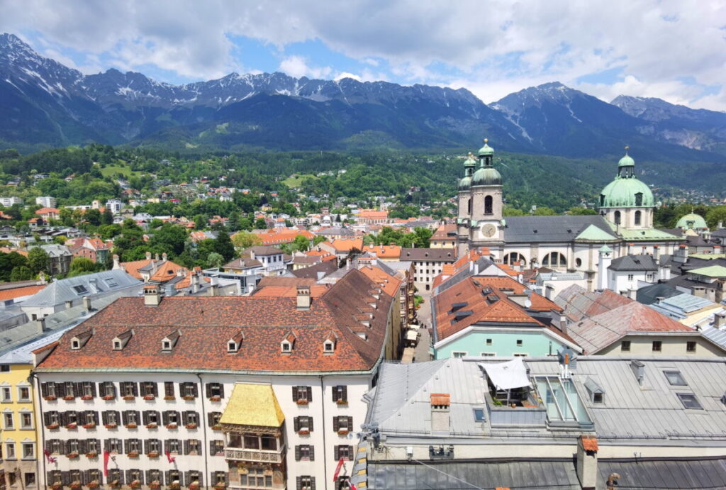 Hauptstadt der Alpen - Innsbruck mit dem Karwendel