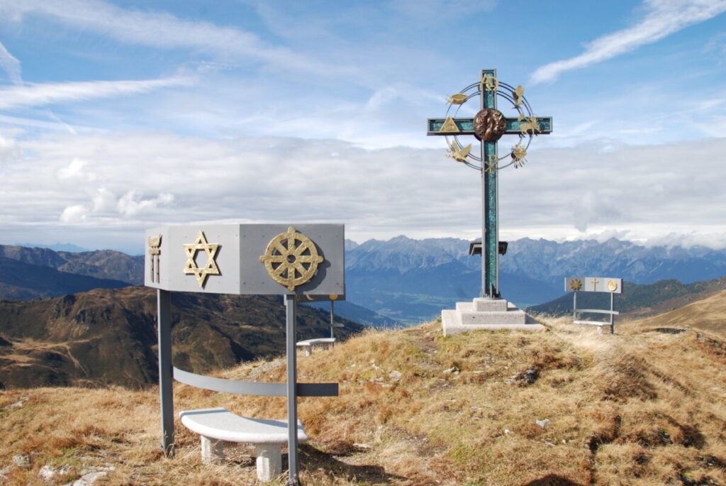 
Einmalig: Das Gipfelkreuz am Kleinen Gilfert